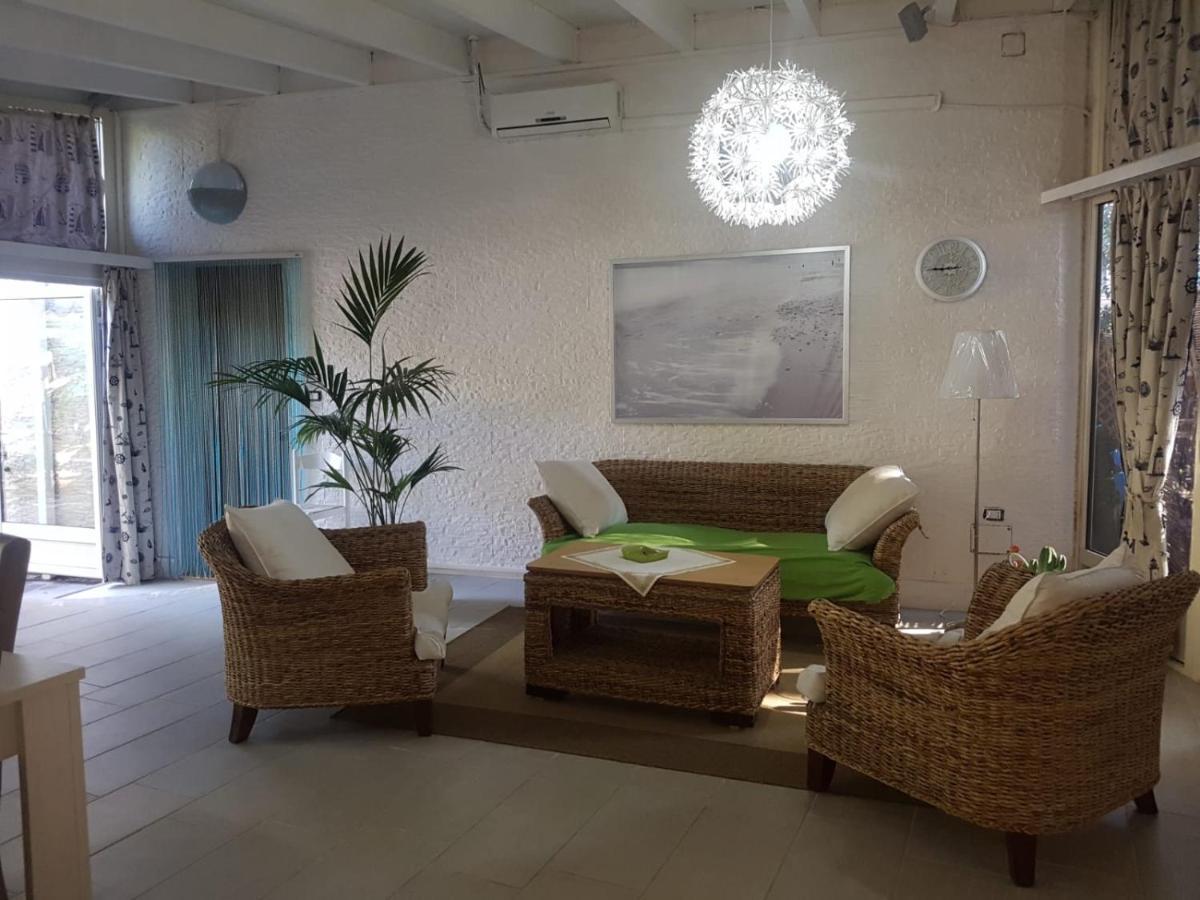 Villa Relax Sul Mare ガリポリ エクステリア 写真